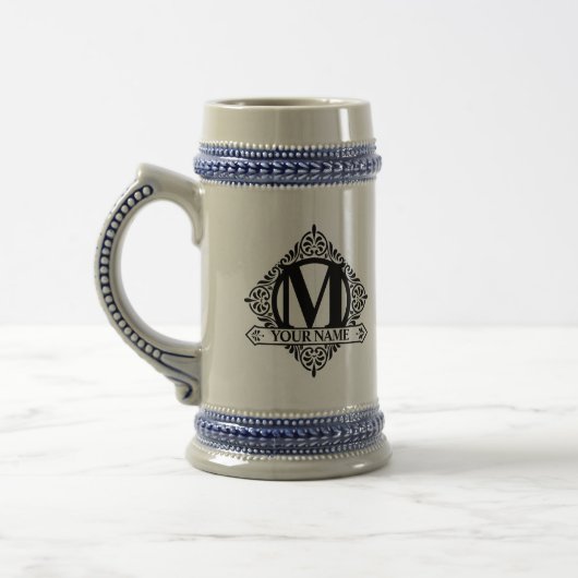 Verzierter Monogramm-Design-Bierstein Bierglas (Links)