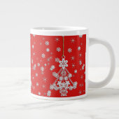 Verzierter Weihnachtsbaum & Schneeflocken Jumbo-Tasse (Rechts)