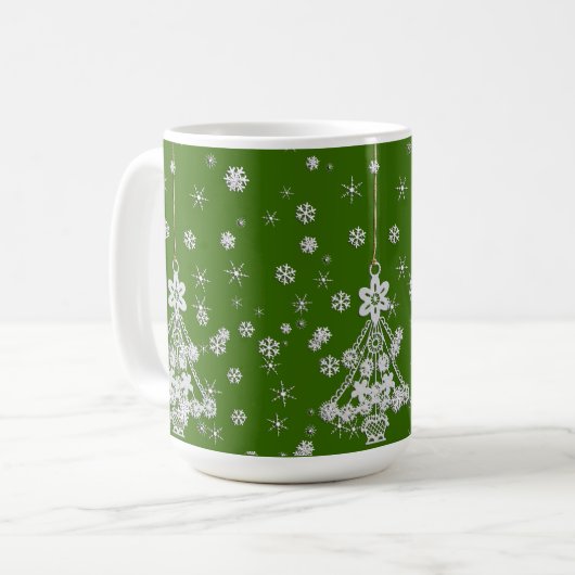 Verzierter Weihnachtsbaum & Schneeflocken Kaffeetasse (Vorderseite Links)