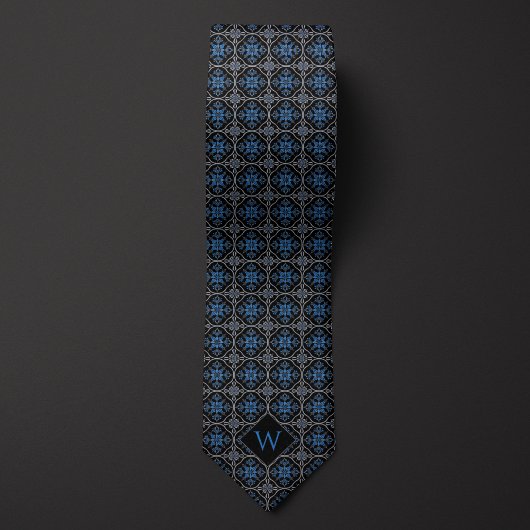 Verziertes Blau und Schwarzes Arabesken Monogramm Krawatte