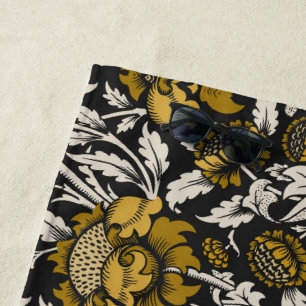 Verziertes Blumenmuster mit großen goldenen Blumen Strandtuch