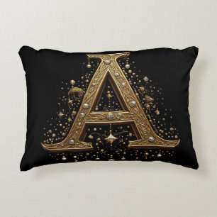 Verziertes goldenes Buchstabe A Luxus-Monogramm im Dekokissen