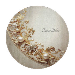 Verziertes goldenes Schneidbrett mit Ornamenten Schneidebrett