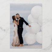 Verziertes Monogramm-Foto mit der Blume speichern  Folieneinladung (Rückseite)