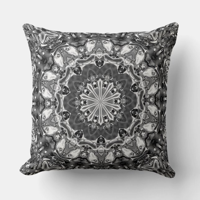 Verziertes Silver Mandala Throw Kissen (Vorderseite)