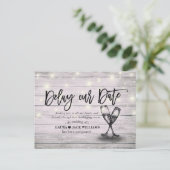 Verzögern Sie unseren Termin Hochzeitsaufschub Änd Ankündigungspostkarte (Stehend Vorderseite)
