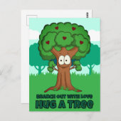 Verzweigen mit Liebe, die einen Baum umarmen Postkarte (Vorne/Hinten)