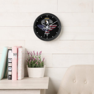 Veteran der 101. Luftlandedivision Uhr