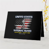 Veteran der Nationalgarde ist immer bereit für die Karte (Gelbe Blume)