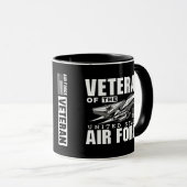 Veteran der United Staaten Air Force Veterans Tasse (VorderseiteRechts)