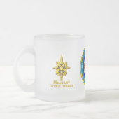 Veteran des Militärgeheimdienstes Mattglastasse (Links)