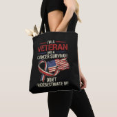 Veteran Krebspatient Über- oder Unterschätze Mich Tasche (Von Nahem)