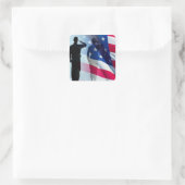 Veteran Saluting der Flagge Patriotic Quadratischer Aufkleber (Tasche)