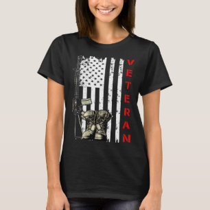 Veteran USA Flag Gun and Combat Boots US Veteran T-Shirt