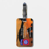 Veteranen der im Flugzeug ABN-Division 82. Gepäckanhänger (Rückseite vertikal)