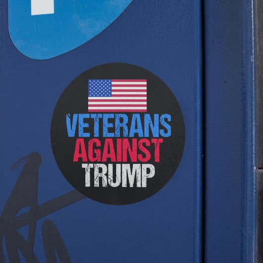 Veteranen gegen Donald Trump Runder Aufkleber