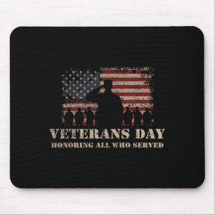 Veteranen-Tag zu Ehren aller, die patriotische Fla Mousepad