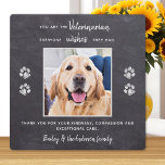 Veterinärmedizinisches Foto Fotoplatte<br><div class="desc">"Danke" an Ihren wunderbaren Tierarzt mit einer niedlichen personalisierten Foto-Plakette vom Hund! "Du bist der Tierarzt... alle wünschen, sie hätten sie gehabt!" Personalisieren Sie Ihre Lieblings-Fotos mit dem Namen des Haustieres. Dieses tierärztliche Dankeschön wird ein Schatz bleiben. COPYRIGHT © 2020 Judy Burrows, Black Dog Art - Alle Rechte vorbehalten. Veterinärmedizinischer...</div>