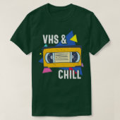 VHS und Chill Funny Retro VHS Tape Geschenk T-Shirt (Design vorne)