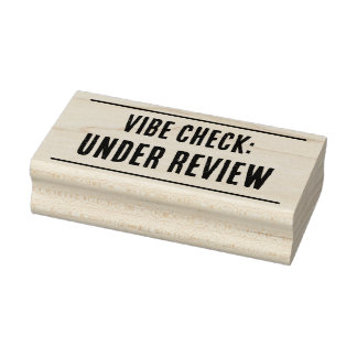 Vibe Karo: UNTER ÜBERPRÜFUNG Briefmarke Gummistempel