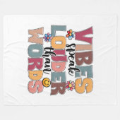 Vibes sprechen lauter als Worte Retro Groovy Typog Fleecedecke (Vorderseite (Horizontal))