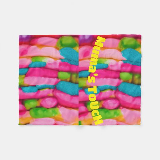 "Vibrance Embrace: Kleines Fleece Blanket (Vorderseite (Horizontal))
