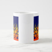 Vibraning Racing Flammen auf Navy Blue Jumbo-Tasse (Vorderseite)
