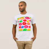 Vibranly Kissed by Colors Pattern T-Shirt (Vorne ganz)