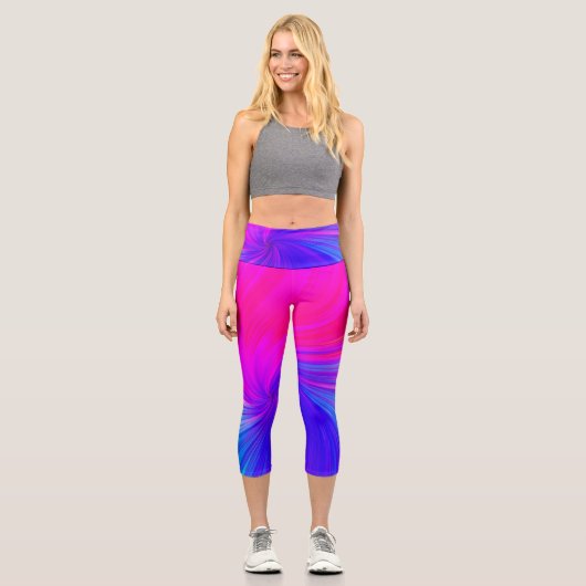 Vibrant Color Aesthetic Pattern Capri Leggings (Vorderseite)