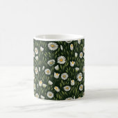 Vibrant Daisy Pattern with Lush Green Accents Kaffeetasse (Mittel)