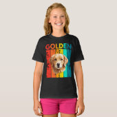 Vibrant Golden Retriever Retro Design T-Shirt (Vorne ganz)