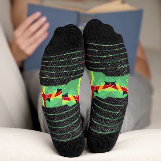 Vibrant "Less Is More" Abstract Graphic Socken (Unterseite)