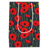 Vibrant Modern Red Poppies Pattern Art Mittlere Geschenktüte (Rückseite)