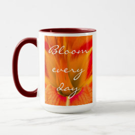 Vibrant orange daylily macro garden floral tasse