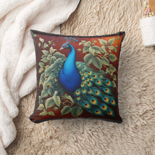 Vibrant Peacock Amidst Grüne Kissen (Decke)