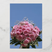 Vibrant Pink Rose Bouquet & Blue Sky Summer  Folieneinladung (Rückseite)