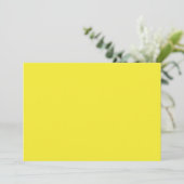Vibrant Solid Yellow Background  Dankeskarte (Stehend Vorderseite)