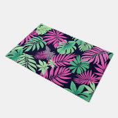 Vibrant Tropical Leaves Neon Pattern Fußmatte (Schrägansicht)