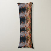 Vibrant Veggie Explosion Art – Dynamic Boiling Pot Seitenschläferkissen (Vorderseite Vertikal)