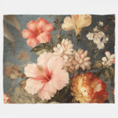 Vibrant Vintage Floral Arrangement Fleecedecke (Vorderseite (Horizontal))