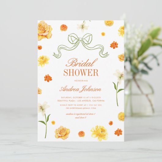 Vibrant Yellow Orange Floral Bow Bridal Shower Einladung (Stehend Vorderseite)
