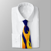 Vibrierende laufende Flammen auf Marine-Blau Krawatte (Gebunden)