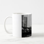 Vibrierendes Chicago Kaffeetasse (Links)