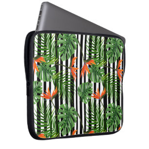 Vibrierendes Design für tropische Blätter und Blum Laptopschutzhülle