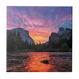 Vibrierendes Tal des Himmel- Yosemite Fliese