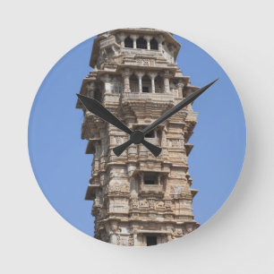 Victoria Tower in Chittorgarh Fort, Indien Runde Wanduhr
