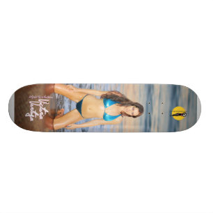 Victoria Vertuga "Cialo " Skateboard