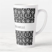 Victorian Black and White Damask Pattern Milchtasse (Rechts)