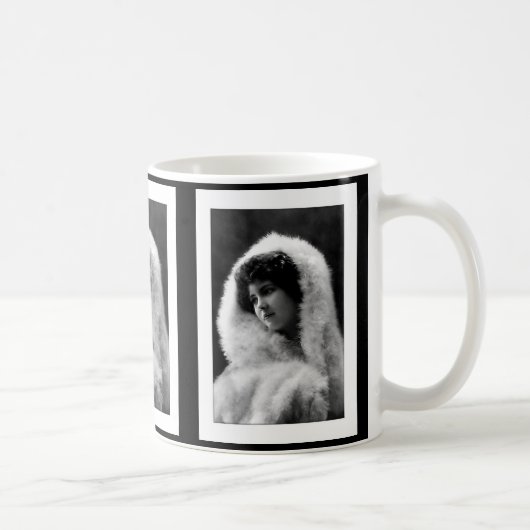 victorianische Frau in Cameo-Pose Kaffeetasse (Rechts)