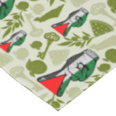 Victory Sign Hand Resistance Red Triangle Symbol Tischdecke (Schrägansicht)